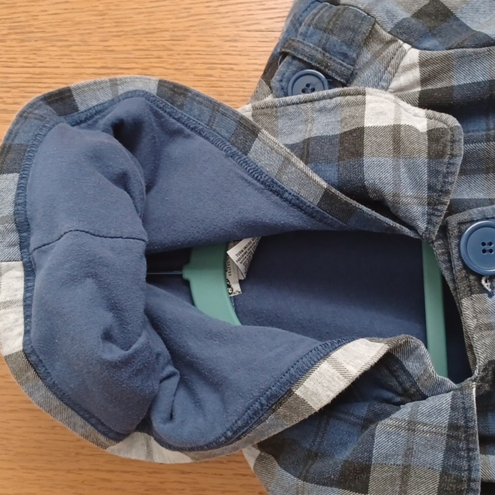 EUC Plaid Flannel Hooded Jacket w/belt - Picture 8 of 11